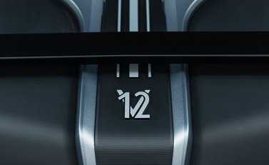 Rolls-Royce Cullinan Series II BLACK BADGE 44