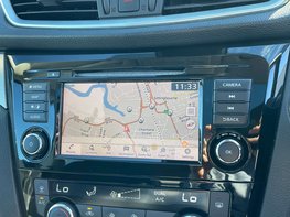 Nissan Qashqai 1.3 Qashqai N-Connecta DiG-T 5dr 33