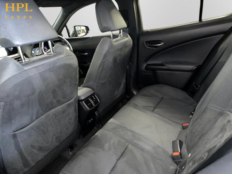 Lexus Ux 2.0 250h SUV 5dr Petrol Hybrid E-CVT Euro 6 (s/s) (184 ps) 20