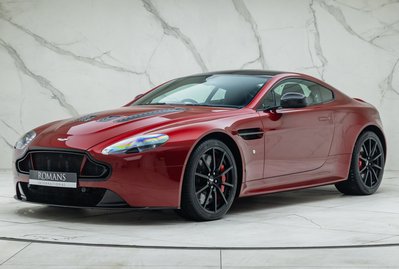 Aston Martin V12 Vantage s