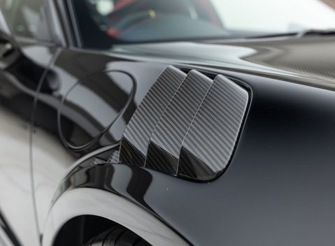 Porsche 911 (991) GT2 RS Weissach 44