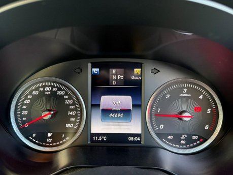 Mercedes-Benz C Class 2.1 C220d SE Saloon 4dr Diesel 7G-Tronic+ Euro 6 (s/s) (170 ps) 15
