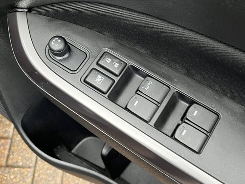 Suzuki Vitara 1.4 Boosterjet 48V Hybrid SZ-T 16