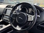 Jaguar F-Pace 3.0 F-PACE V6 S AWD D Auto 4WD 5dr 19