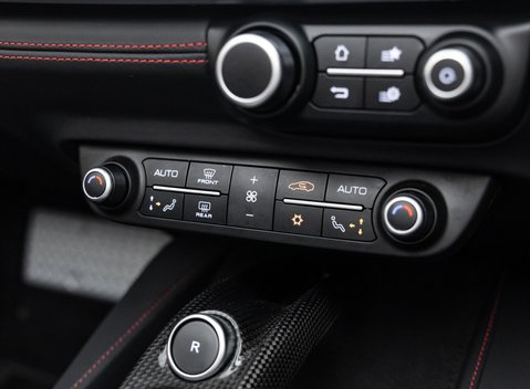 Ferrari Portofino 31