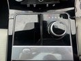 Land Rover Range Rover Velar 2.0 Range Rover Velar R-Dynamic SE D240 Auto 4WD 5dr 50