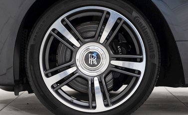 Rolls-Royce Wraith 8