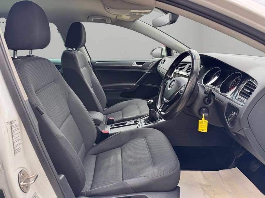 2019 Volkswagen Golf — image 12