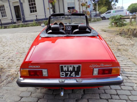 Alfa Romeo Spider 2000 Spider Veloce - LHD 43