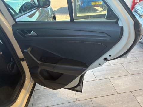 Volkswagen T-Roc 1.5 TSI Style DSG Euro 6 (s/s) 5dr 12