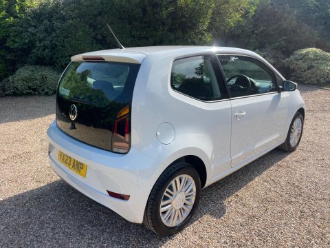 Volkswagen Up 1.0 up! Hatchback 3dr Petrol Manual Euro 6 (s/s) (65 ps) 11