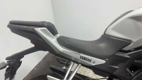 Yamaha MT-125 MT 125 2014 RUNNING PROJECT BIKE SPARES OR REPAIR 125CC 19