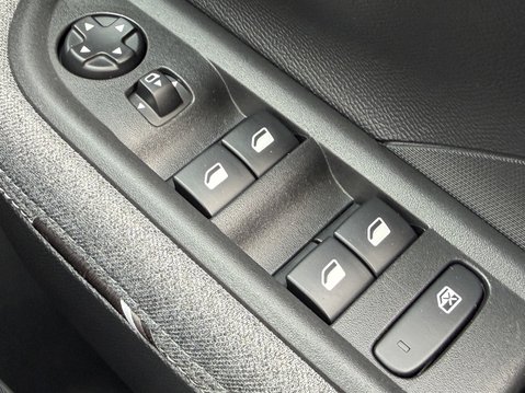 Vauxhall Frontera 83kW GS 44kWh 5dr Auto 32