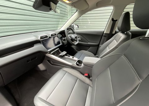 MG ZS 1.5 HYBRID+ TROPHY 15