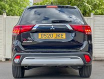 Mitsubishi Outlander 2.0 MIVEC Exceed SUV 5dr Petrol CVT 4WD Euro 6 (s/s) (150 ps) 9