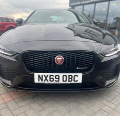 Jaguar XE R-DYNAMIC SE AUTO 3