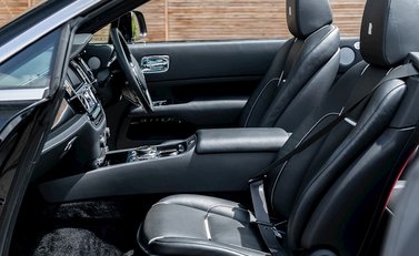 Rolls-Royce Dawn 17