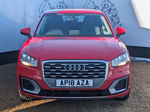 Audi Q2 TFSI SPORT 2