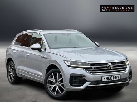 Volkswagen Touareg 3.0 Touareg V6 R-Line TDI Automatic 4WD 5dr - NATIONAL DELIVERY*