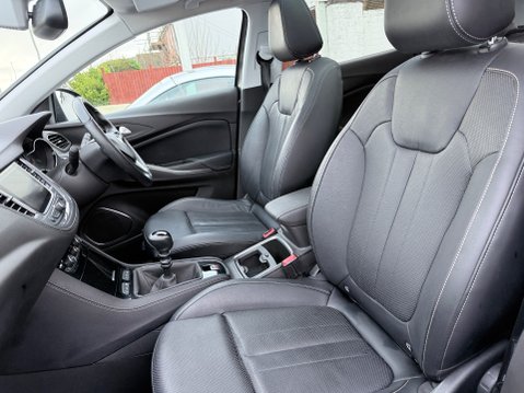 Vauxhall Grandland X ELITE NAV 11