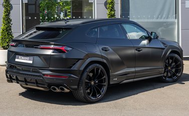 Lamborghini Urus S 4