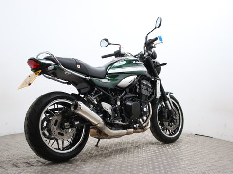 Kawasaki Z900RS ZR 900 KNSBB 12