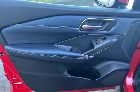 Nissan Qashqai DIG-T TEKNA DCT MHEV AUTO 28