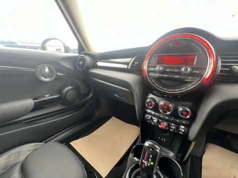 Mini Hatch 2.0 Cooper SD Automatic 3dr *NATIONAL DELIVERY* 37