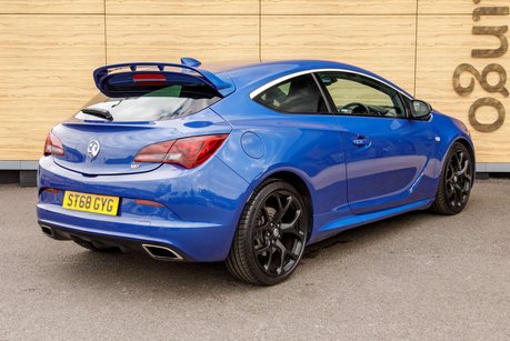 Vauxhall Astra GTC VXR
