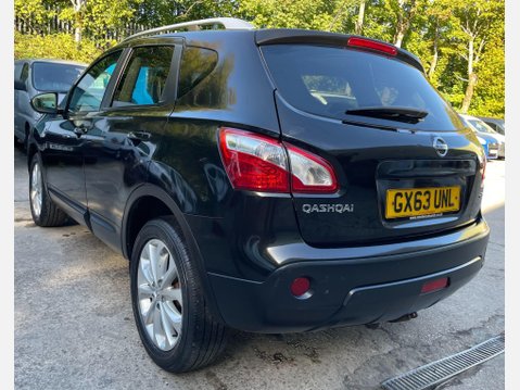 Nissan Qashqai 2.0 dCi Tekna Auto 4WD Euro 5 5dr (AVM) 14