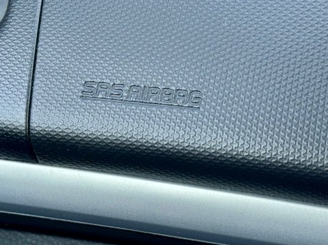 Suzuki Swift SZ4 41