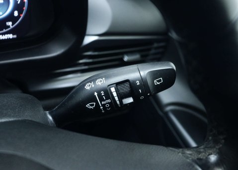 Hyundai BAYON 1.0 T-GDi MHEV Premium SUV 5dr Petrol Hybrid DCT Euro 6 (s/s) (100 ps) 37