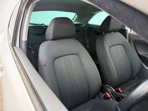 SEAT Ibiza 1.4 Ibiza SE Copa 3dr 13