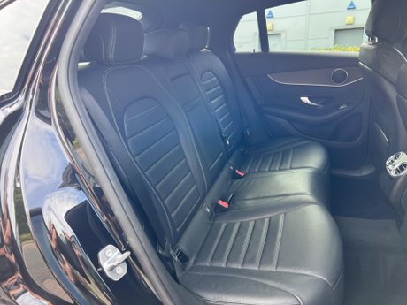 Mercedes-Benz GLC 2.0 GLC300d AMG Line (Premium) Coupe G-Tronic+ 4MATIC Euro 6 (s/s) 5dr 78