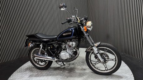 Suzuki GN 2002 31K CUSTOM CAFE RACER PROJECT BUILD 125CC 3