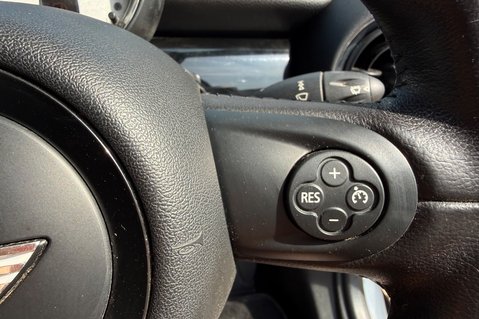 Mini Convertible COOPER SOHO.. CONVERTIBLE.. 11 SERVICES.. FULL LEATHER..A/C..CRUISE CONTROL 18