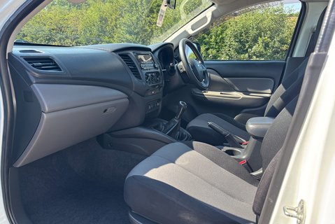 Mitsubishi L200 DI-D 4WD 4Life Single Cab Pickup - Air Con 13