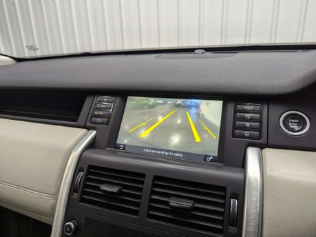 Land Rover Discovery Sport 2.0 Discovery Sport Luxury HSE TD4 Auto 4WD 5dr 88