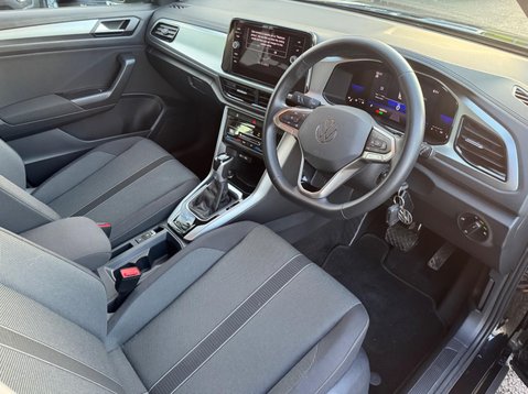 Volkswagen T-Roc LIFE TSI DSG 11