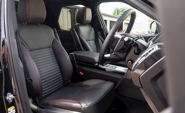 Land Rover Discovery Td6 HSE 12