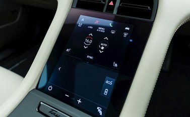 Porsche Taycan GTS Sport Turismo 20