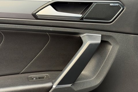Volkswagen Tiguan R-LINE TDI BMT 4MOTION DSG -RARE LEATHER -DYNAUDIO -TOWBAR -APPLE CARPLAY  28