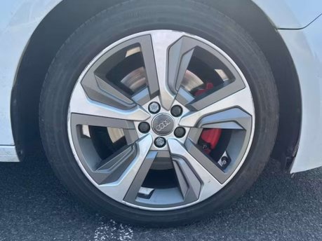 Audi A1 2.0 TFSI 40 S line Competition Sportback 5dr Petrol S Tronic Euro 6 (s/s) ( 9