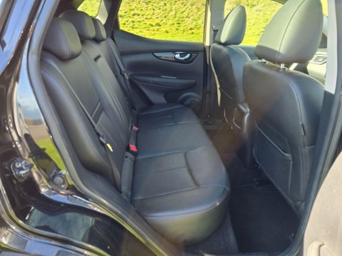 Nissan Qashqai 1.5 dCi Tekna 2WD Euro 6 (s/s) 5dr 26
