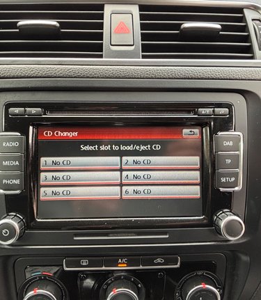 Volkswagen Jetta SPORT TDI BLUEMOTION TECHNOLOGY DSG BLUETOOTH! £35 ROAD TAX! 3