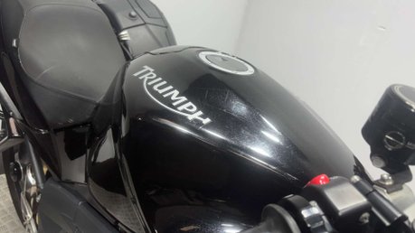 Triumph Sprint 2009 NEW MOT / SERVICED SIDE PANNIERS LARGE CC SPORTS TOURER 25