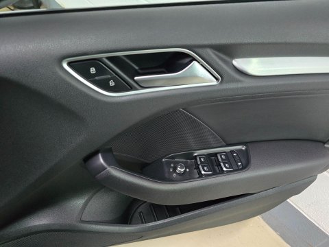 Audi A3 1.4 TFSI S line Sportback Euro 5 (s/s) 5dr 39