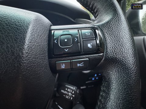 Toyota Hilux Invincible X | AUTO | D-4D | Camera | Nav | 2.8 LT | No VAT| 23