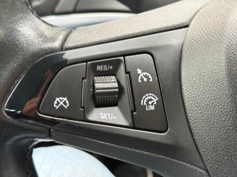 Vauxhall Zafira 1.4i Turbo SRi Nav Euro 6 5dr 22