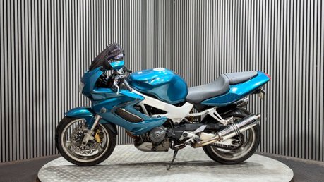 Honda VTR 2001 ONLY 24K CLEAN RUNNING PROJECT BIKE 1000CC VTWIN 4